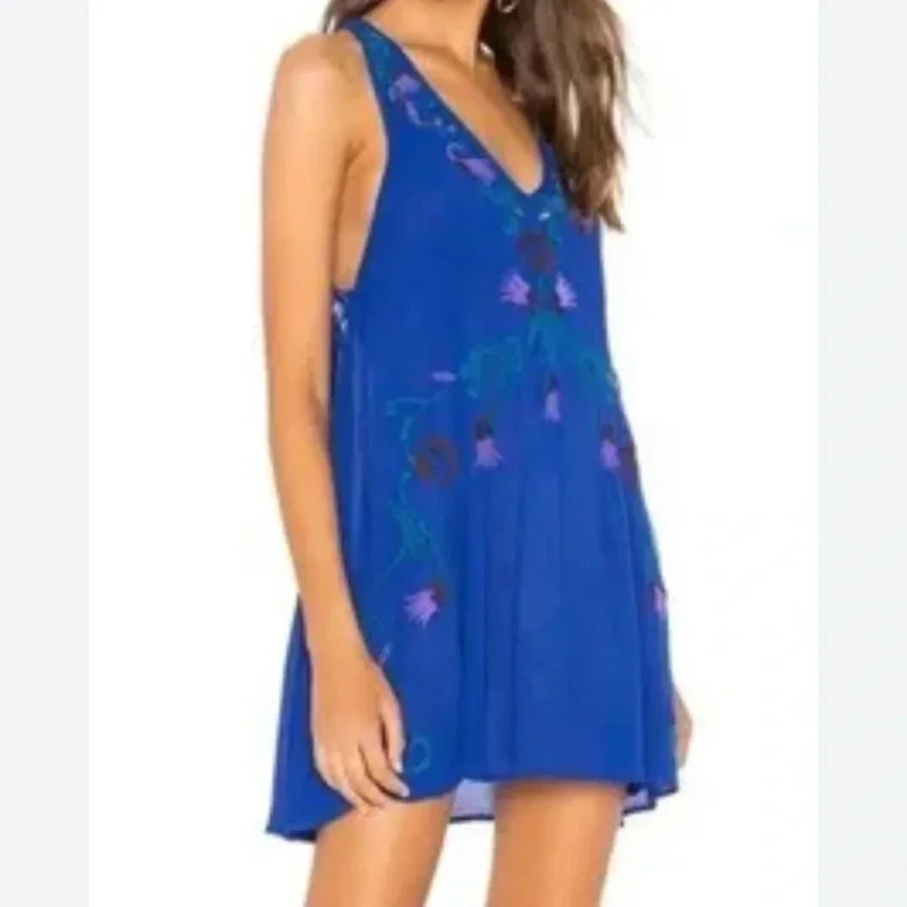 Free people blue embroidered floral Festival Slip Dress in Ocean Blue size Med